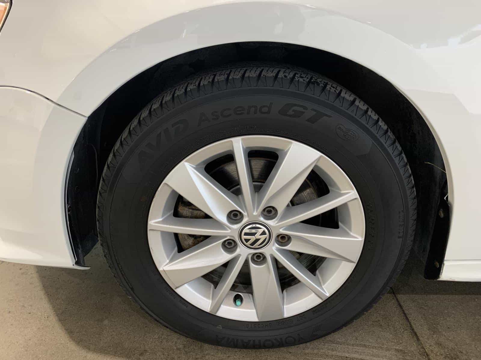 2015 Volkswagen Jetta Sedan - Image 6