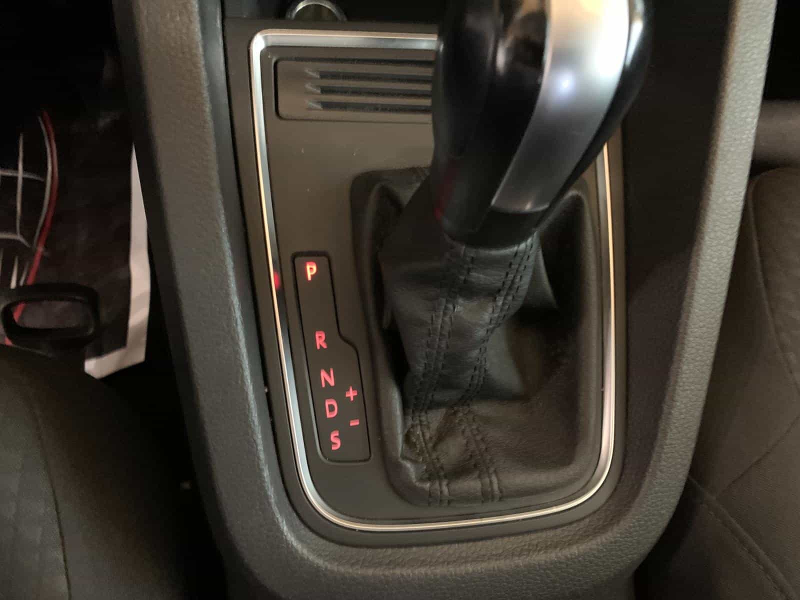 2015 Volkswagen Jetta Sedan - Image 18