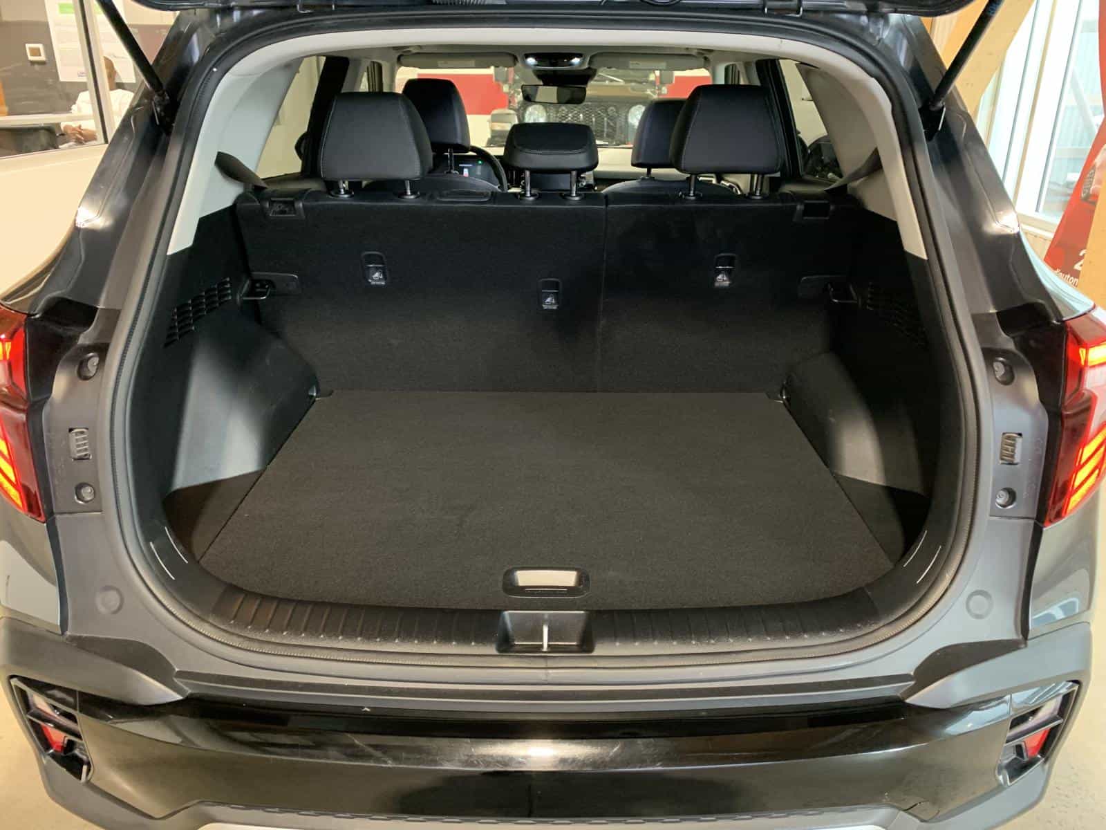 2025 Kia SELTOS S EX - Image 10