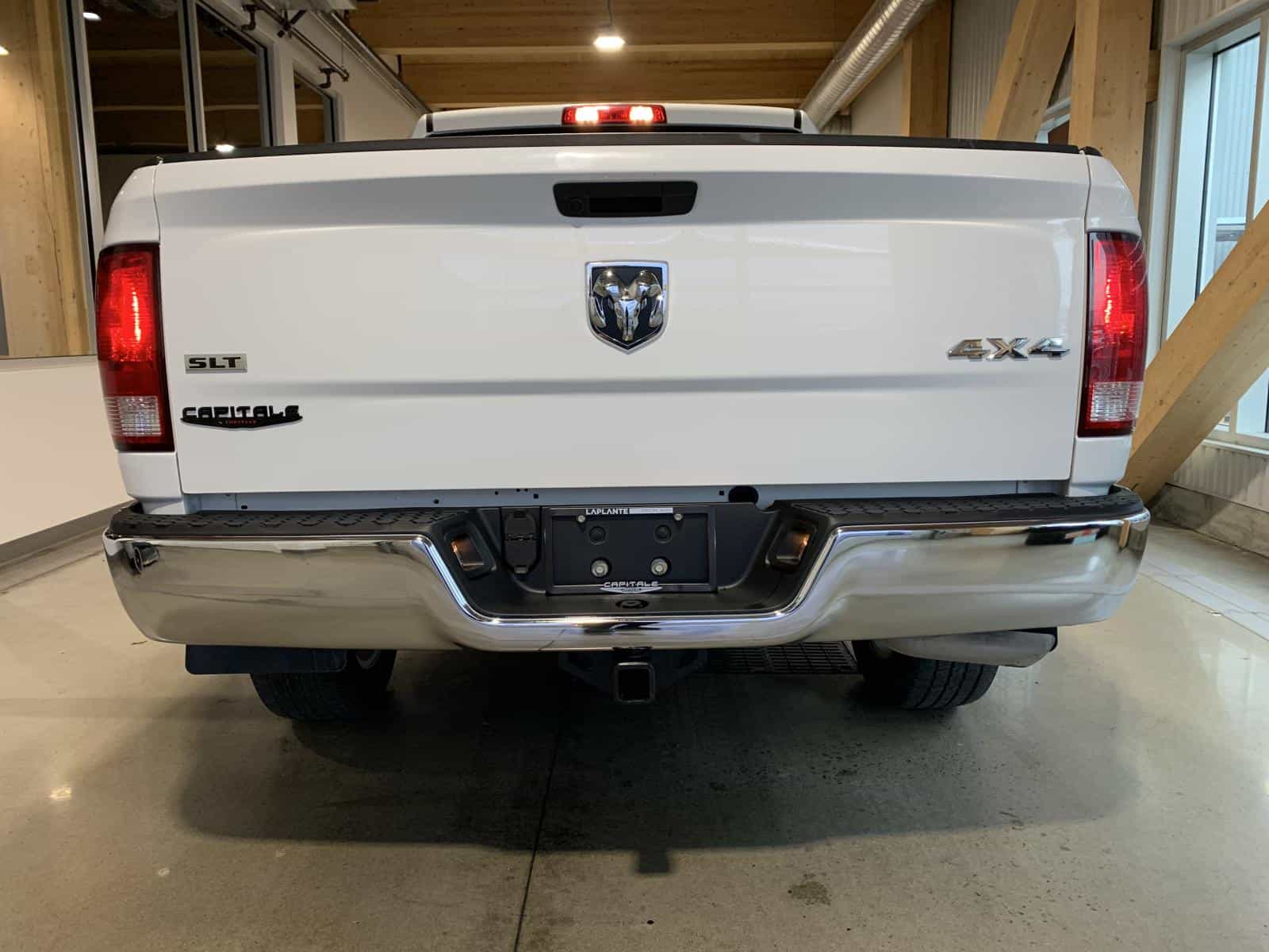 2023 RAM 1500 Classic SLT - Image 3