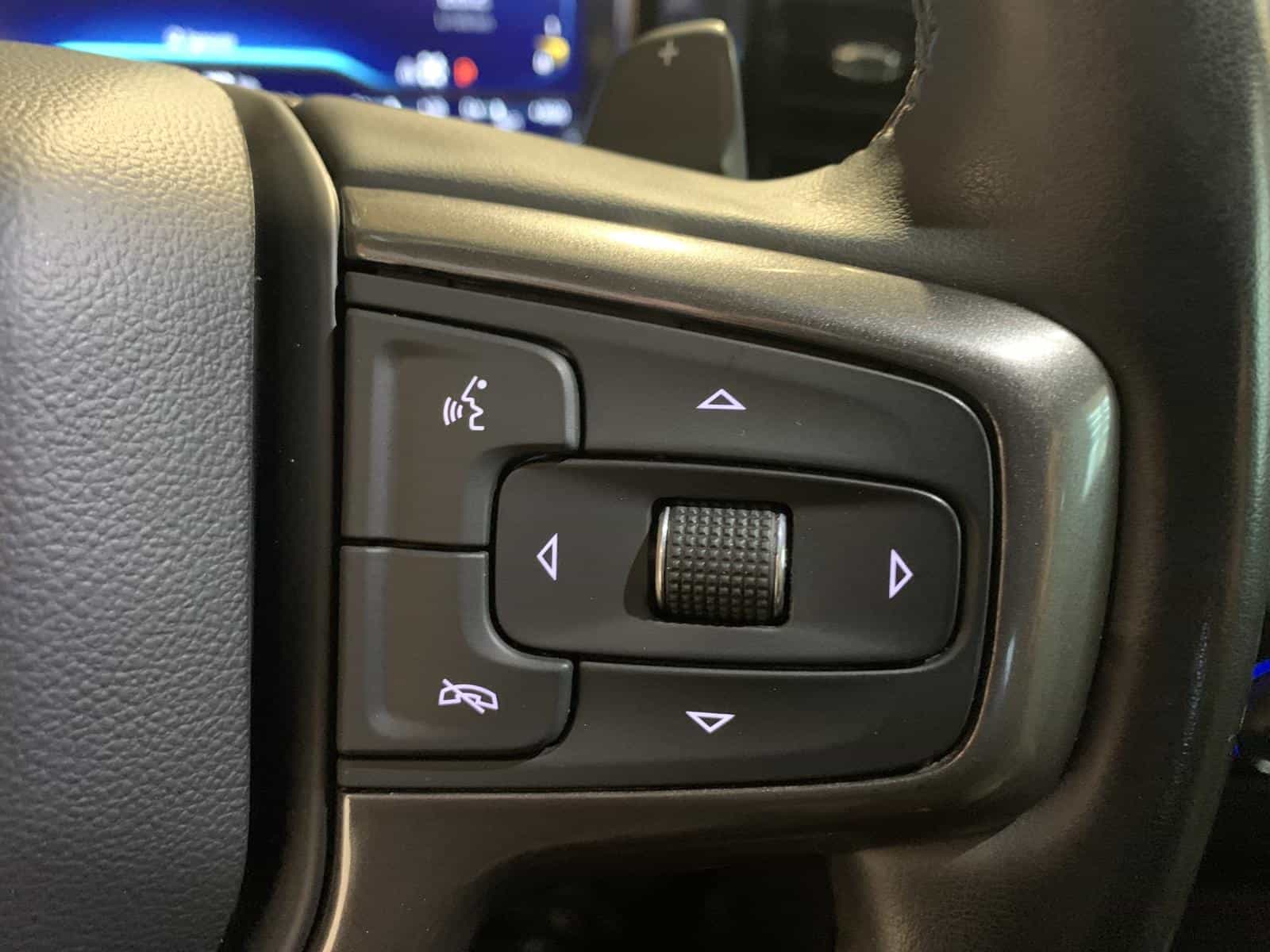 2023 Chevrolet Silverado 1500 ZR2 - Image 24