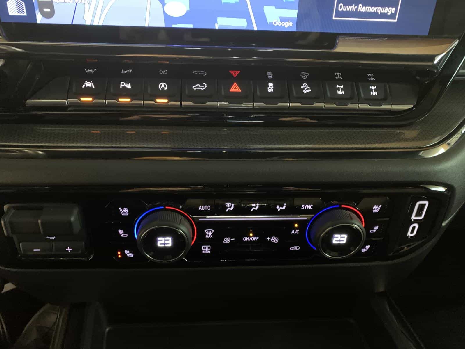 2023 Chevrolet Silverado 1500 ZR2 - Image 23