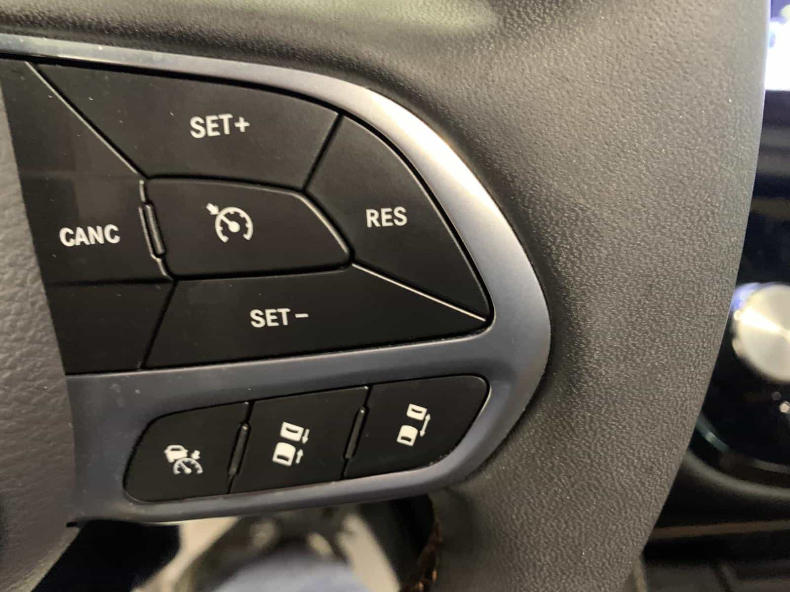 2024 Chrysler Pacifica Pinnacle PHEV - Image 19