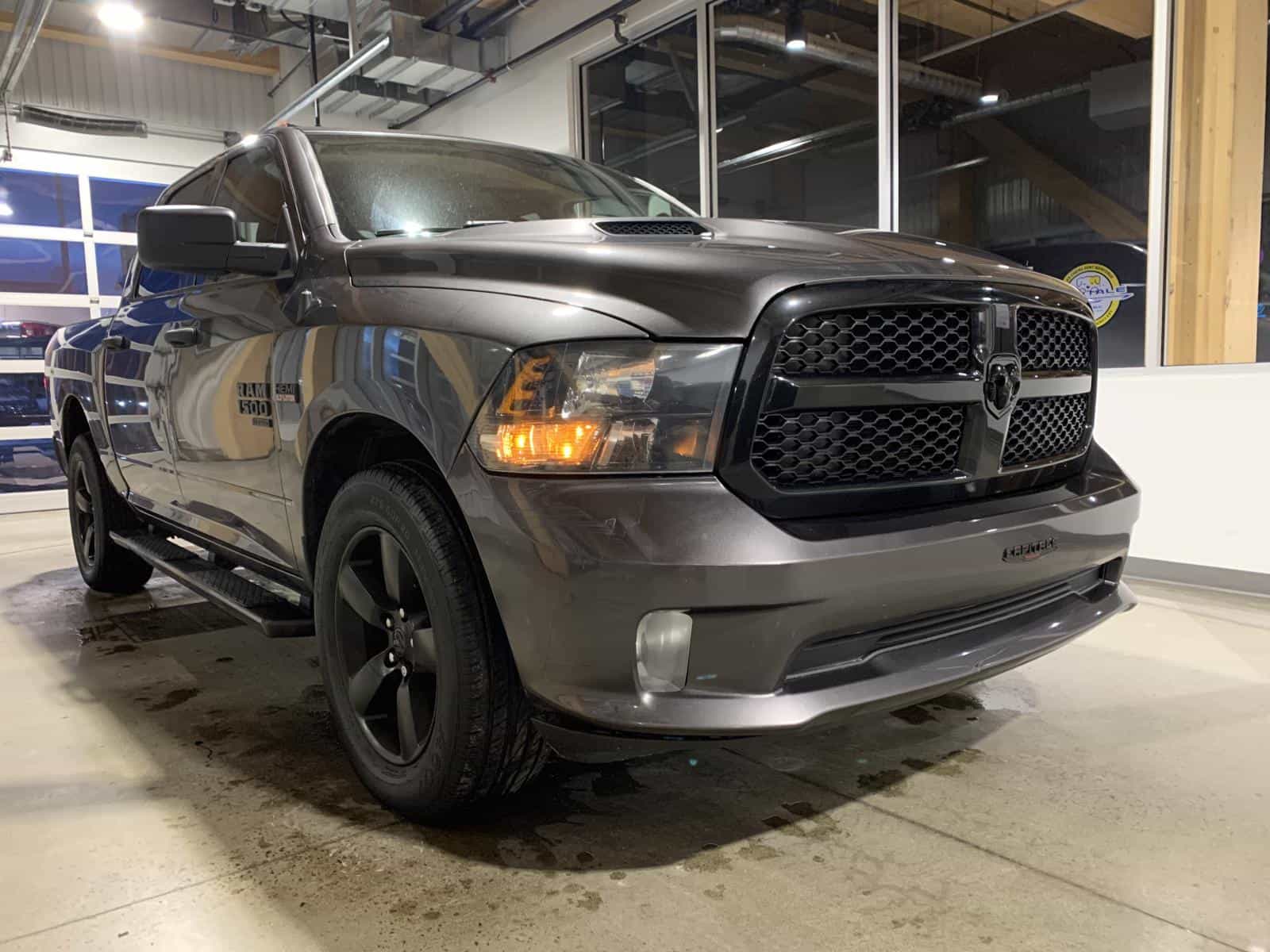 2019 RAM 1500 CLASSIC TRADESMAN Express - Image 4