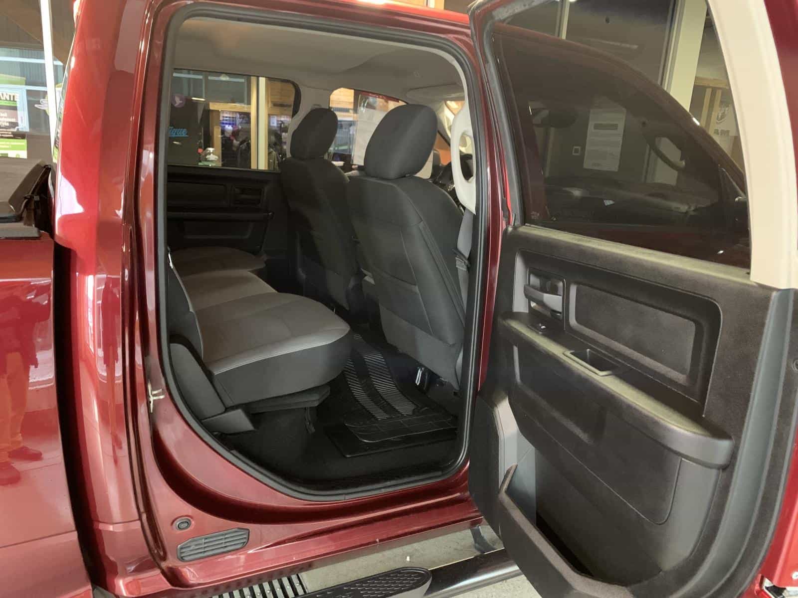 2021 RAM 1500 Classic Express - Image 9