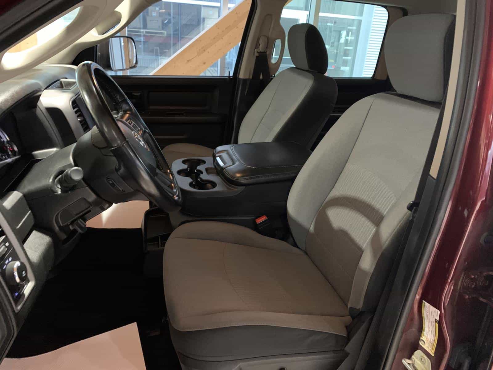 2021 RAM 1500 Classic Express - Image 11