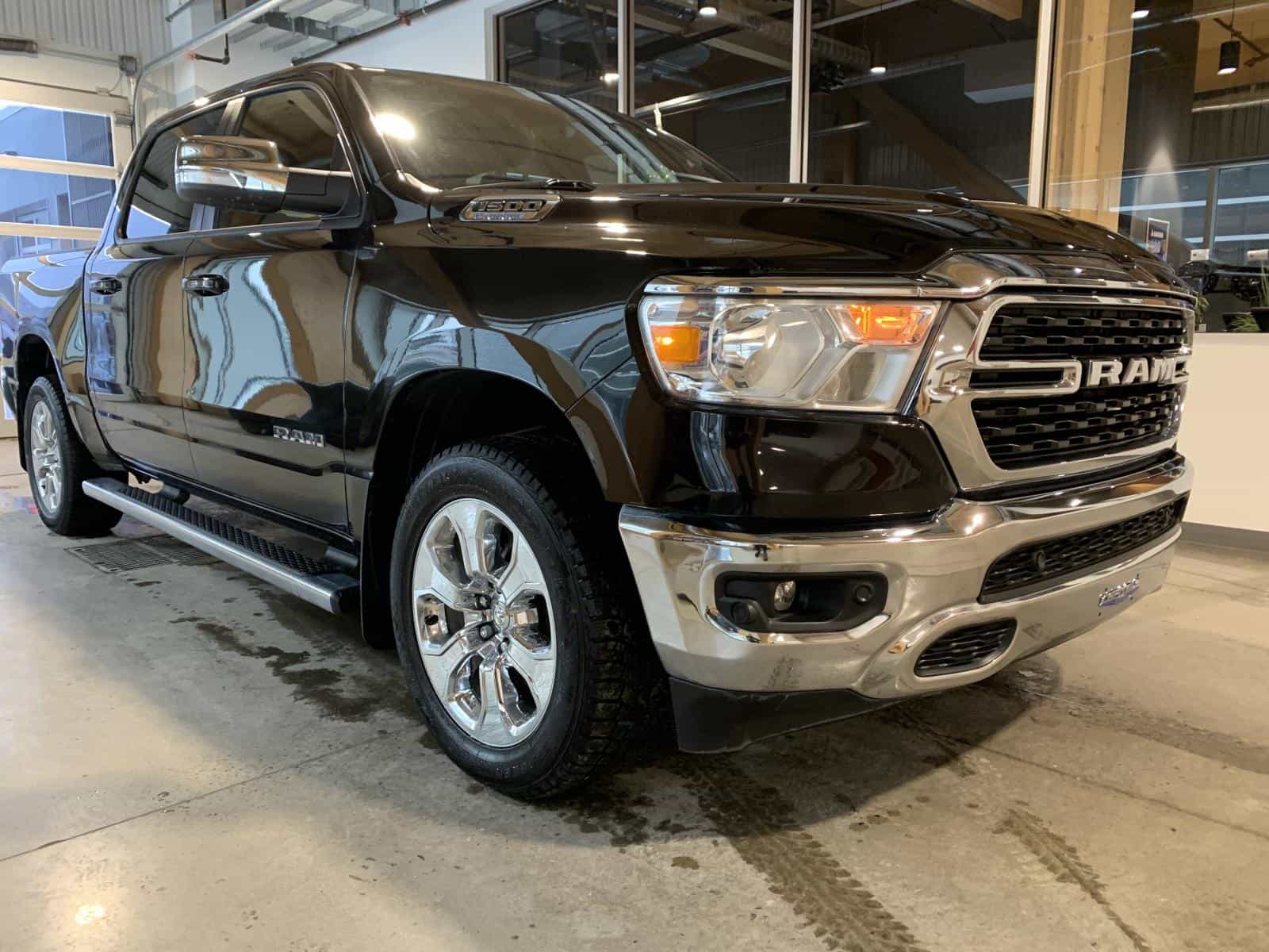 2022 RAM 1500 Big Horn/Lone Star Big Horn - Image 4