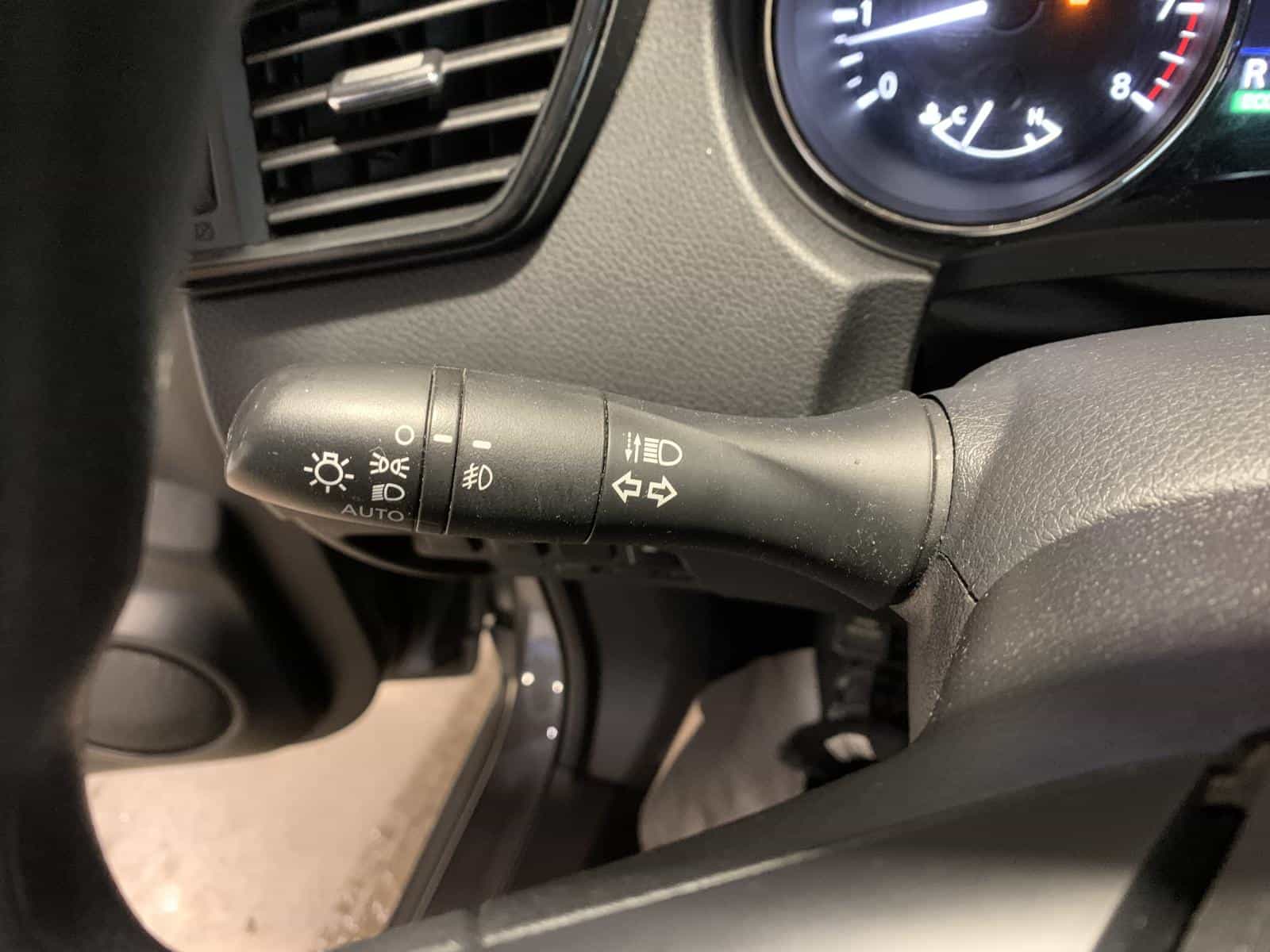 2020 Nissan Rogue SV - Image 21