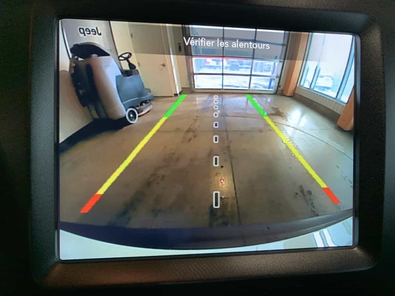 2021 Jeep CHEROKEE TRAILHAWK Trailhawk - Image 19