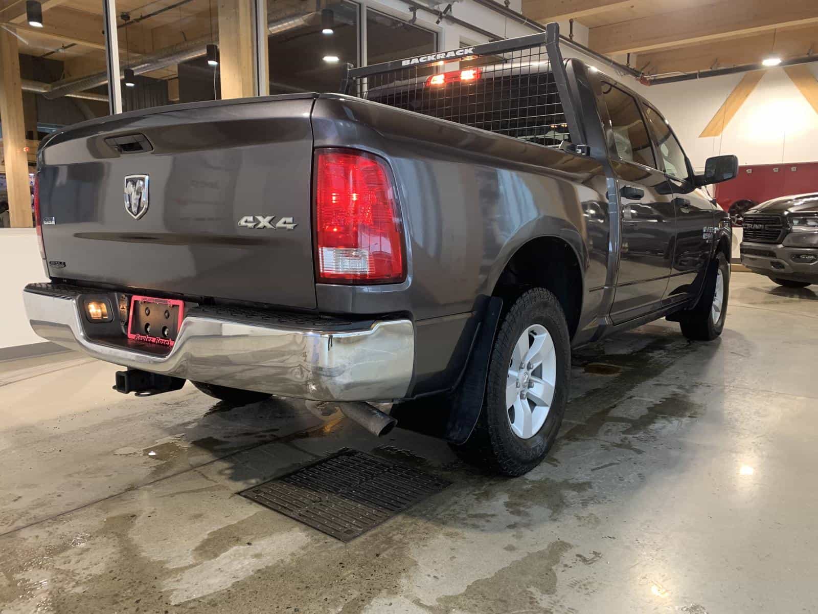 2023 RAM 1500 Classic SLT - Image 6