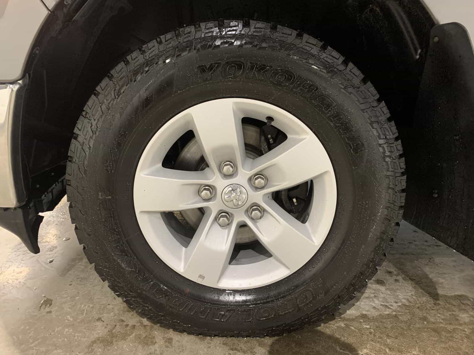 2023 RAM 1500 CLASSIC SLT SLT - Image 8