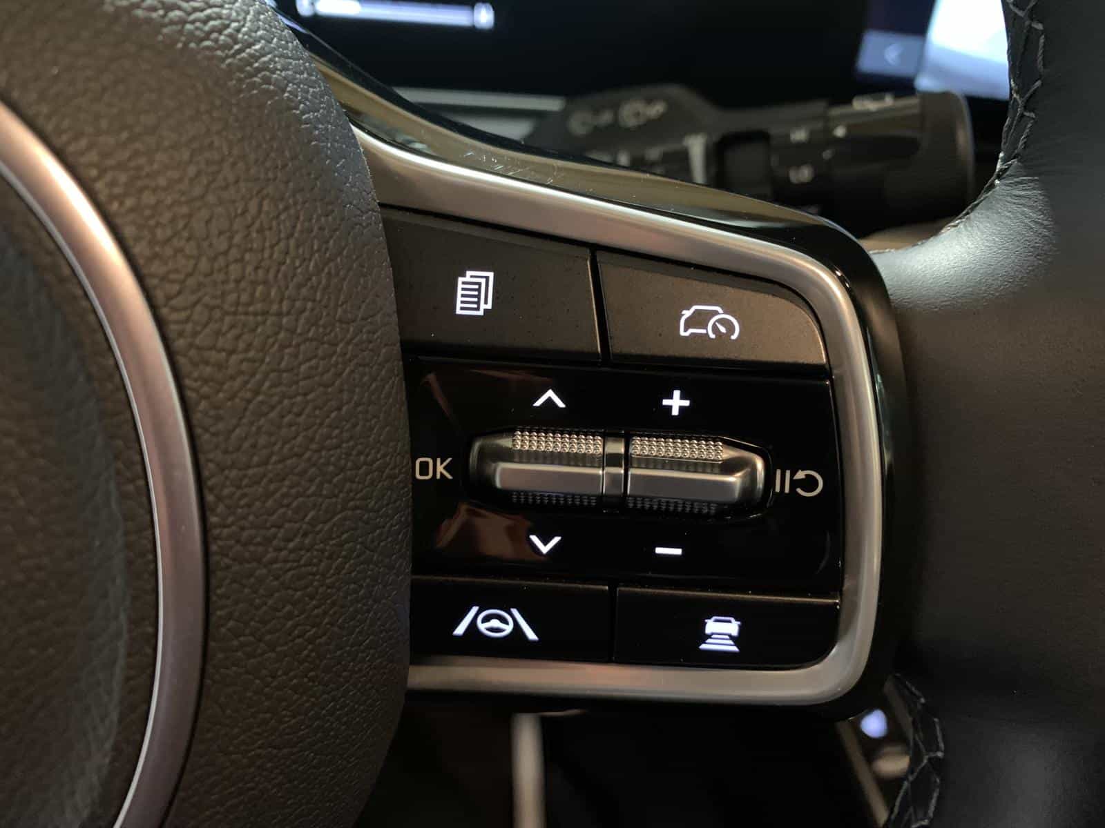 2024 Kia Sorento EX - Image 16