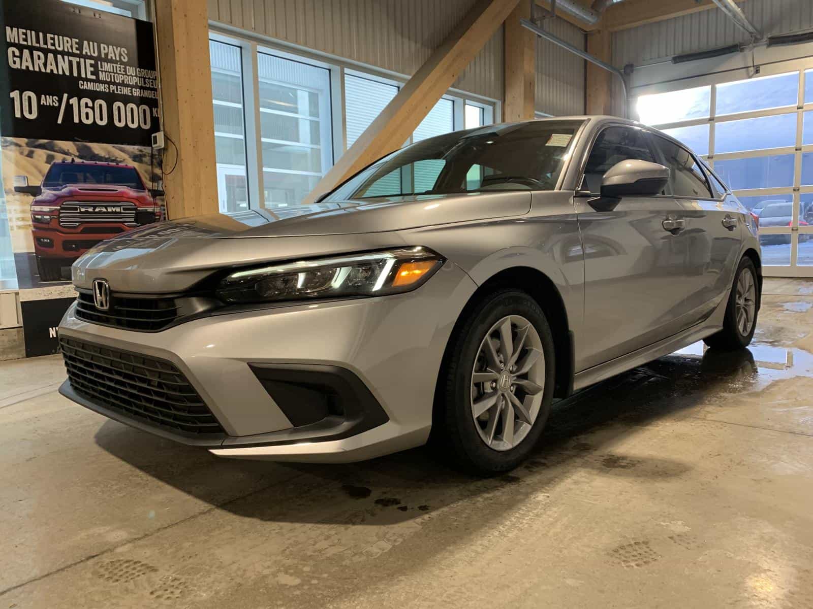 2022 Honda Civic EX - Image 1