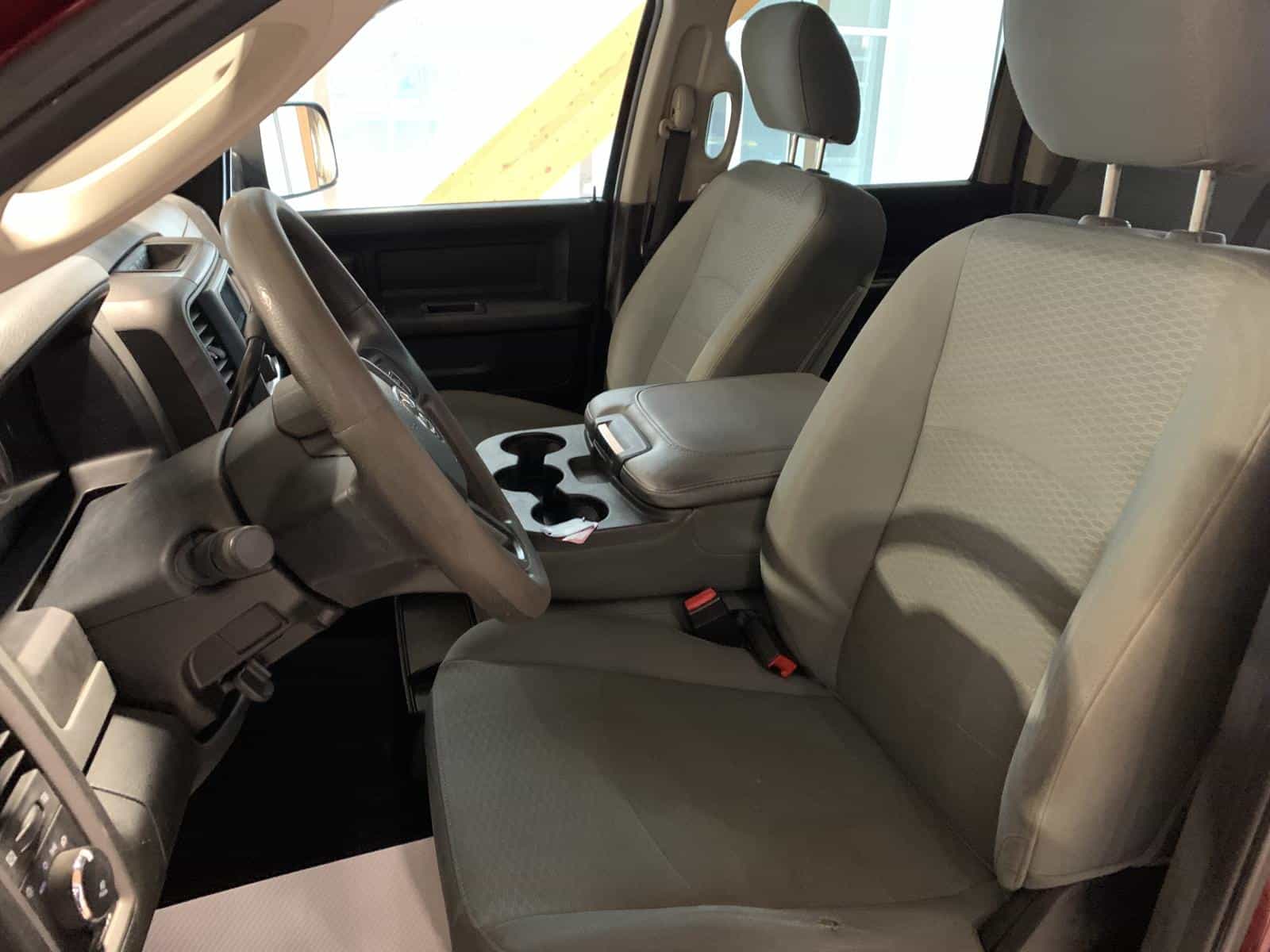 2018 RAM 1500 ST - Image 10