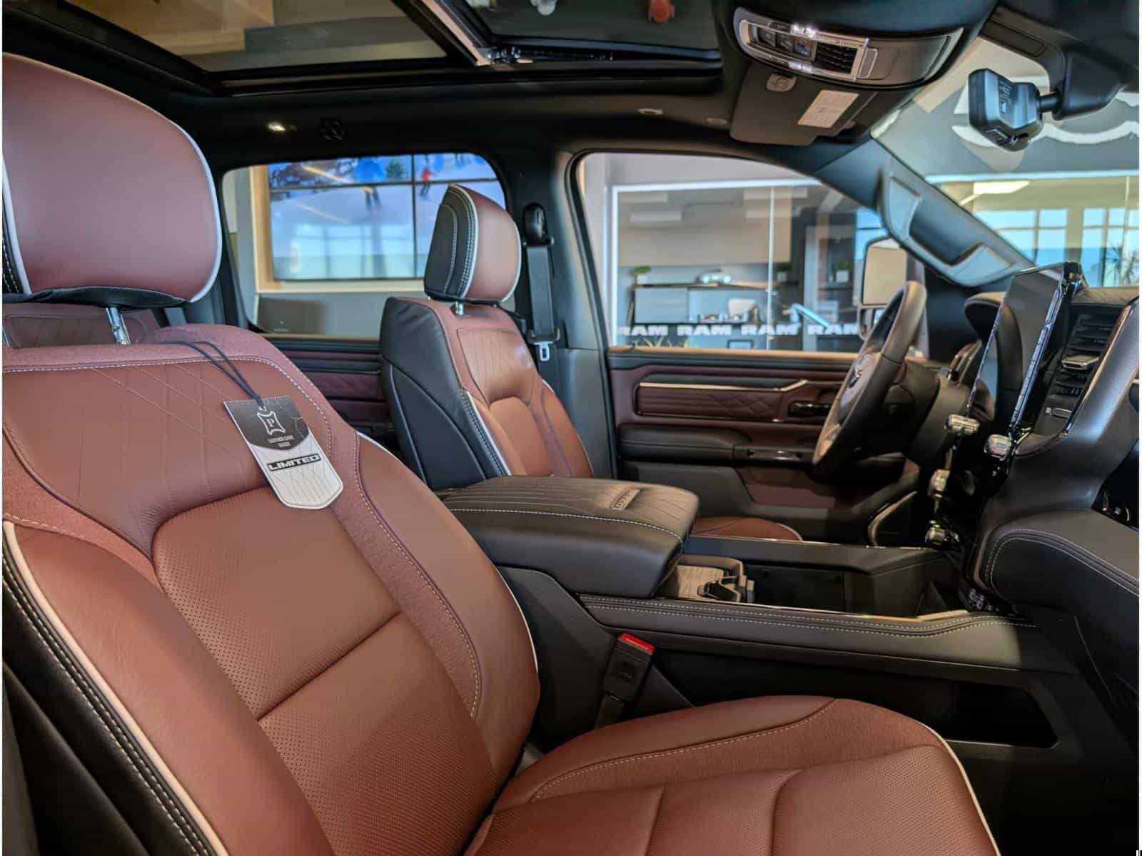 Image 10 RAM 1500 Limited 2026