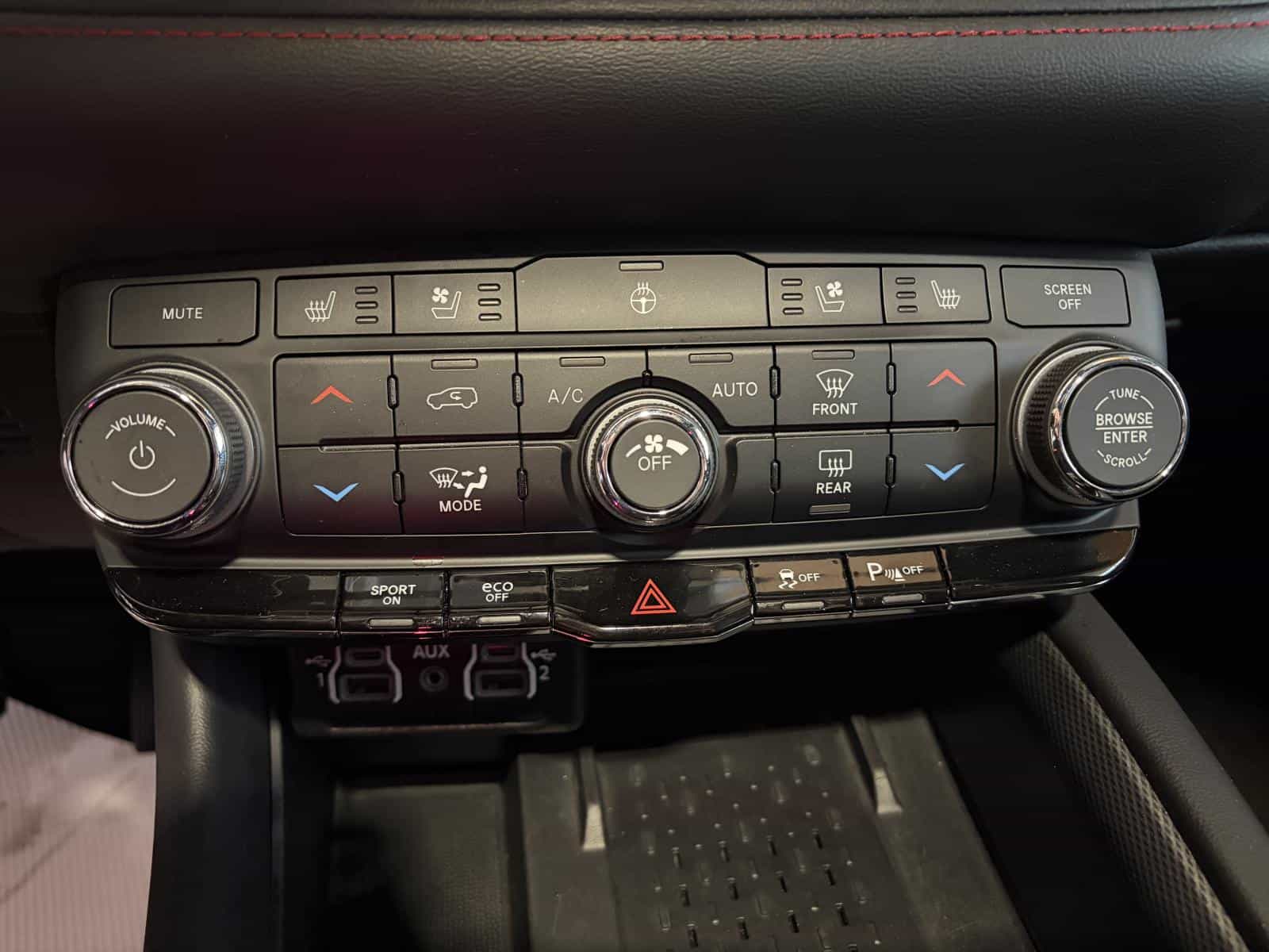 2025 Dodge Durango R/T - Image 26