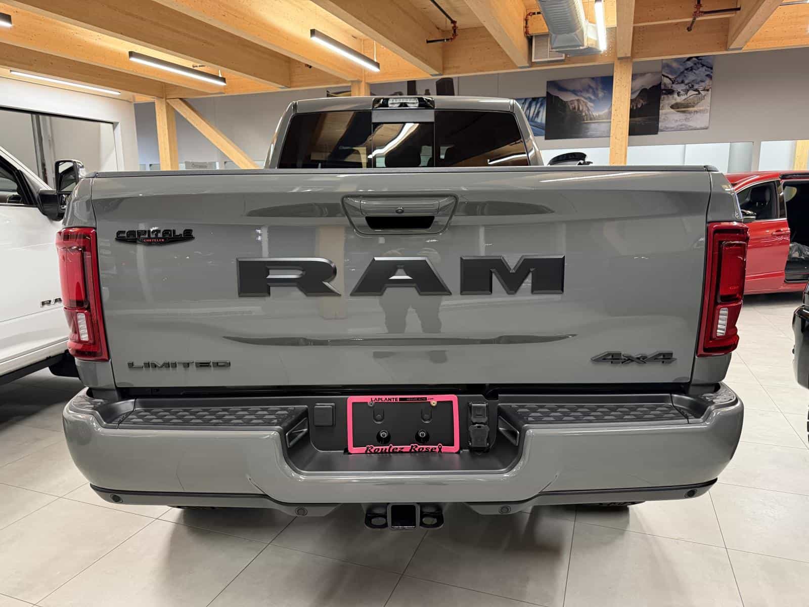 Image 5 RAM 2500 Limited 2026