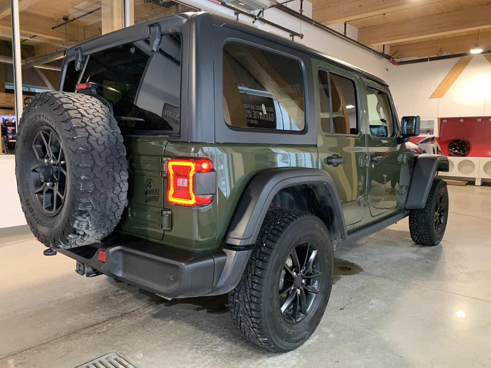 2024 Jeep Wrangler Willys - Image 3