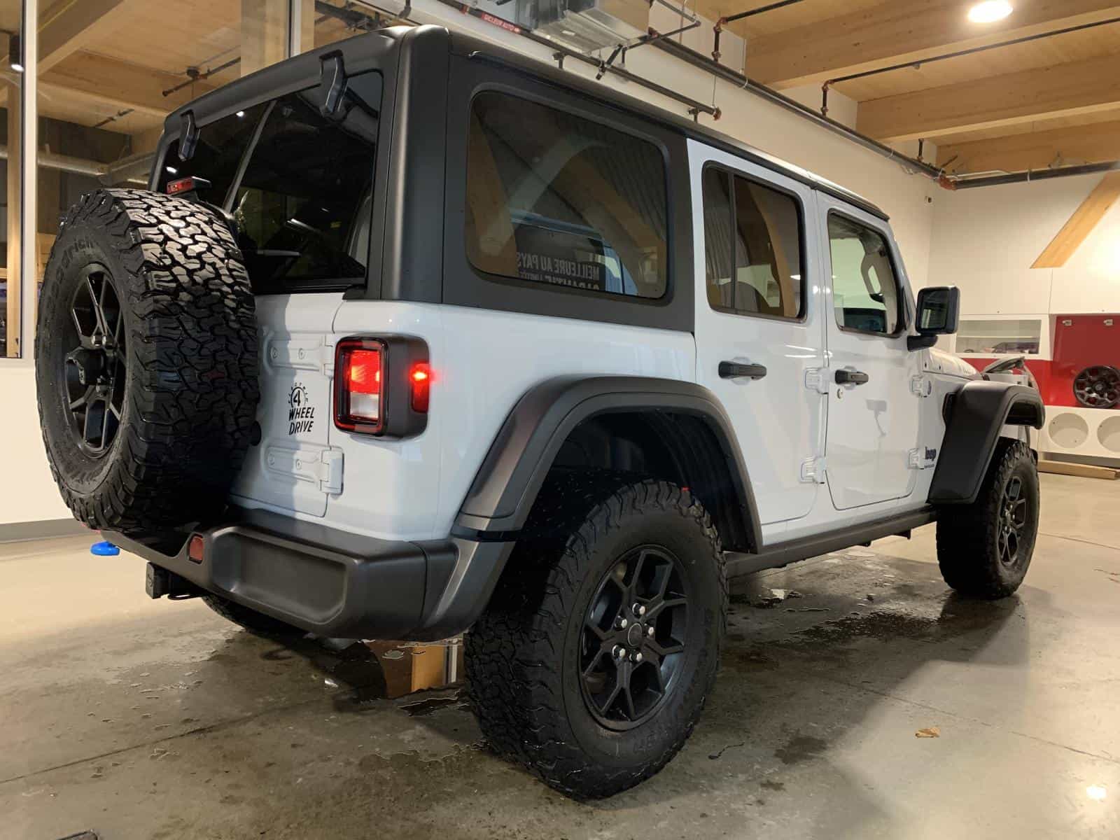 2024 Jeep Wrangler Willys 4XE - Image 3