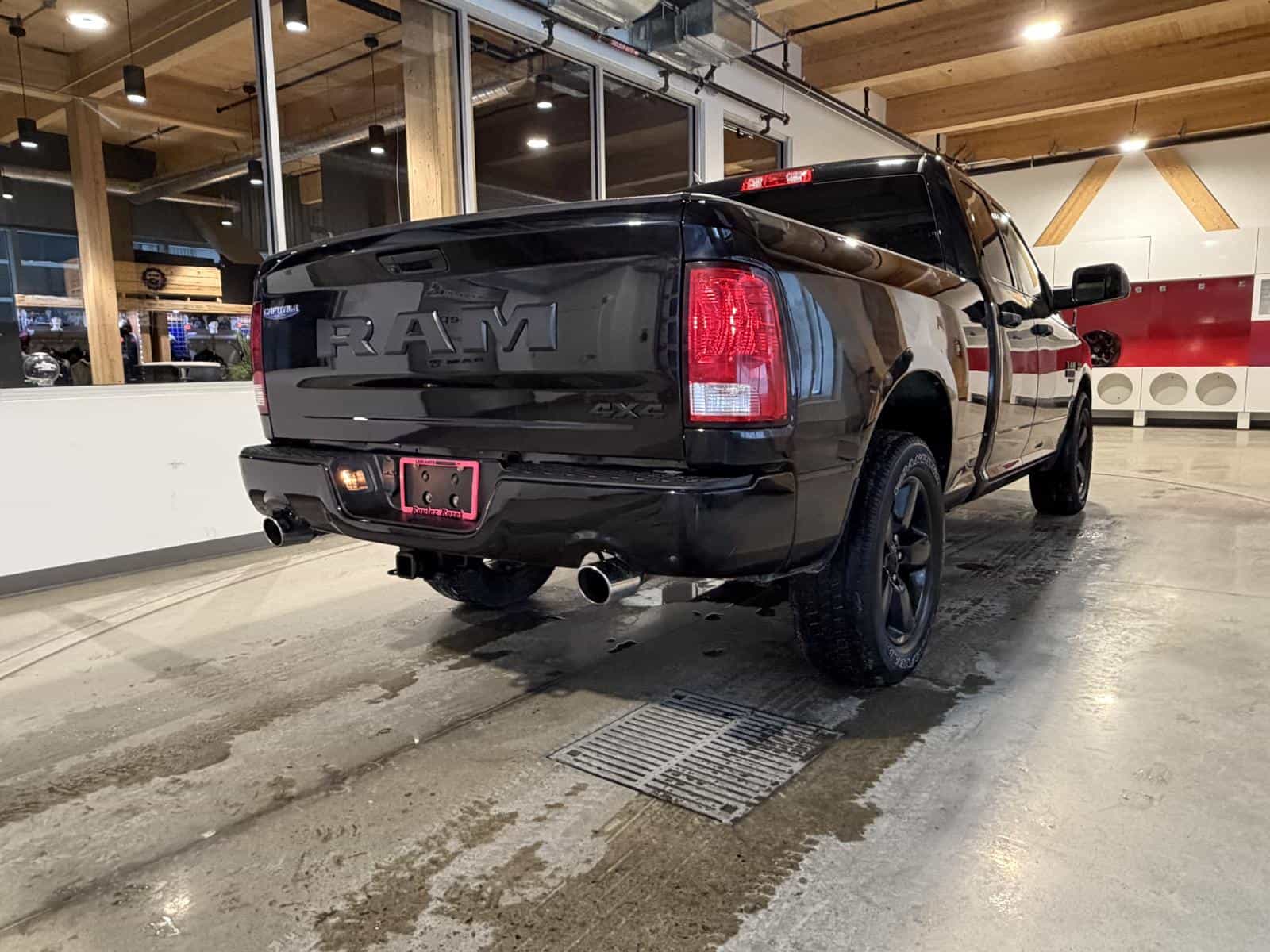 2021 RAM 1500 Class Express - Image 6