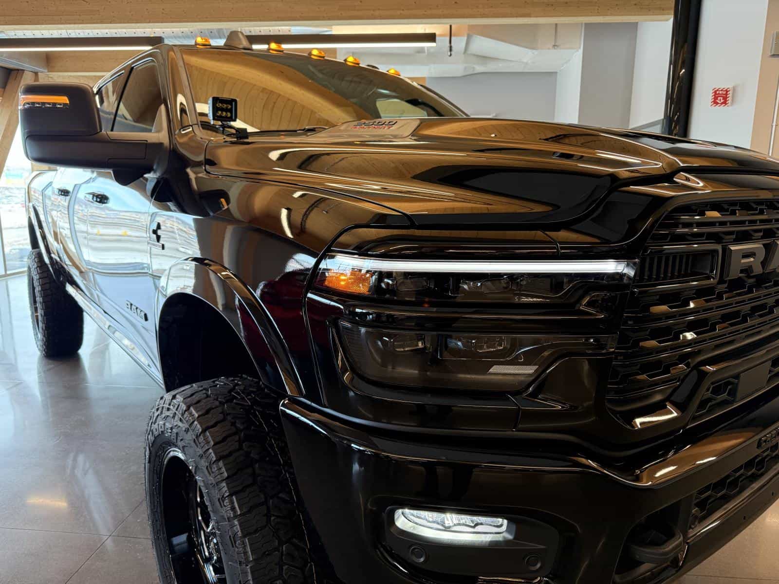 2026 RAM 2500 Limited - Image 5