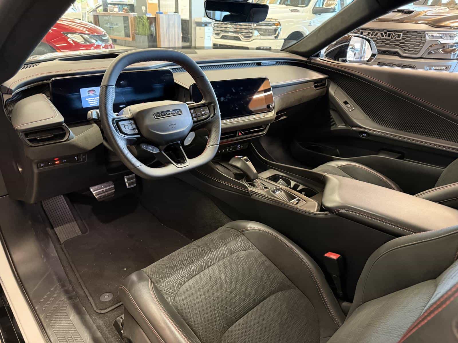 2024 Dodge Charger Daytona EV R/T - Image 12