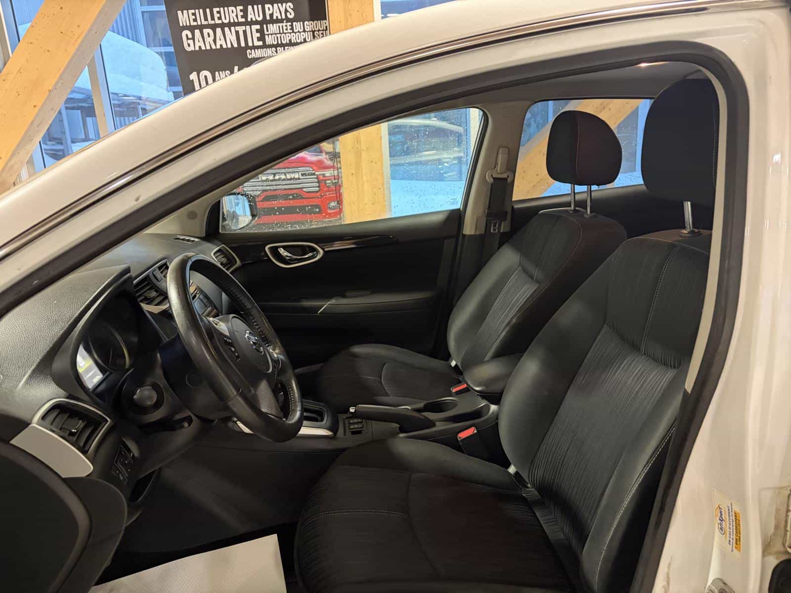 Image 10 Nissan Sentra SV 2018