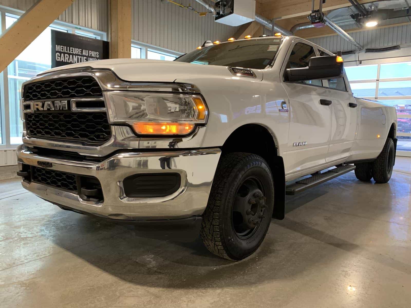 Image 2 RAM 3500 Tradesman 2019