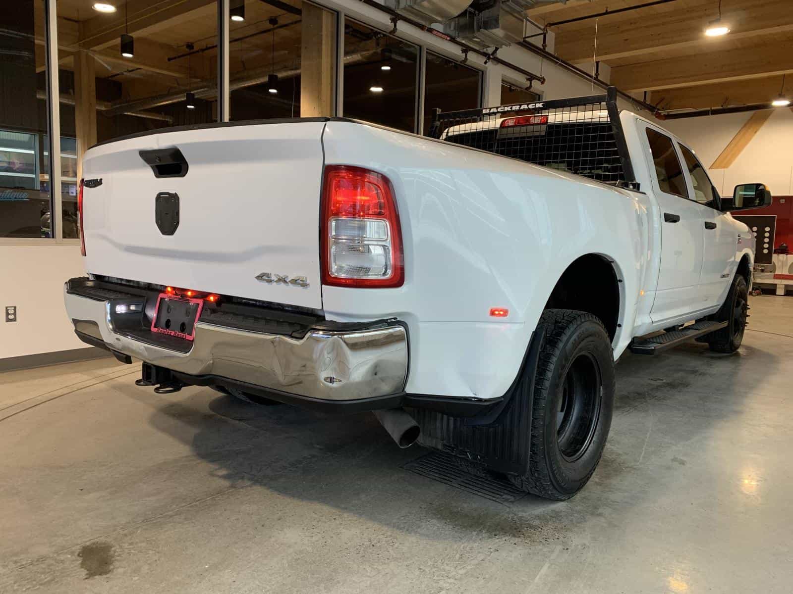Image 5 RAM 3500 Tradesman 2019
