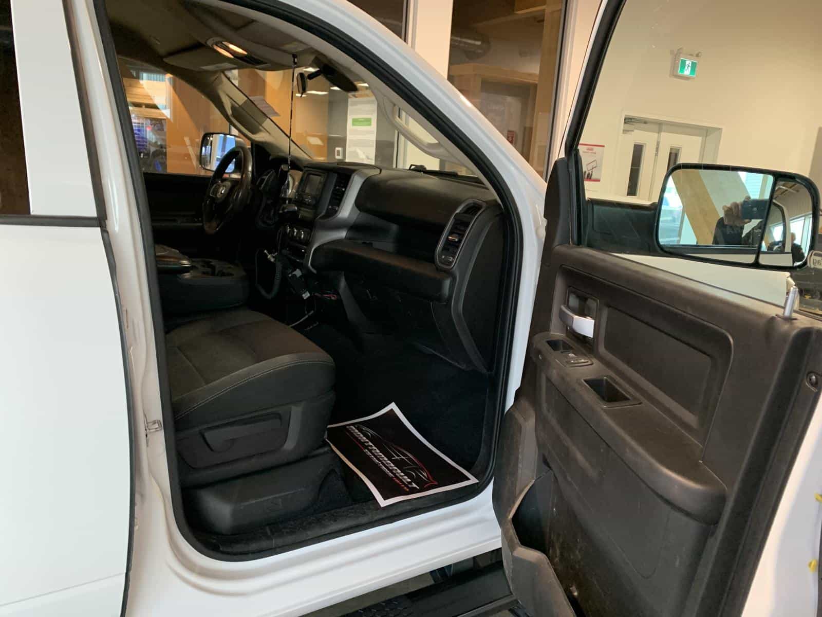 Image 10 RAM 3500 Tradesman 2019