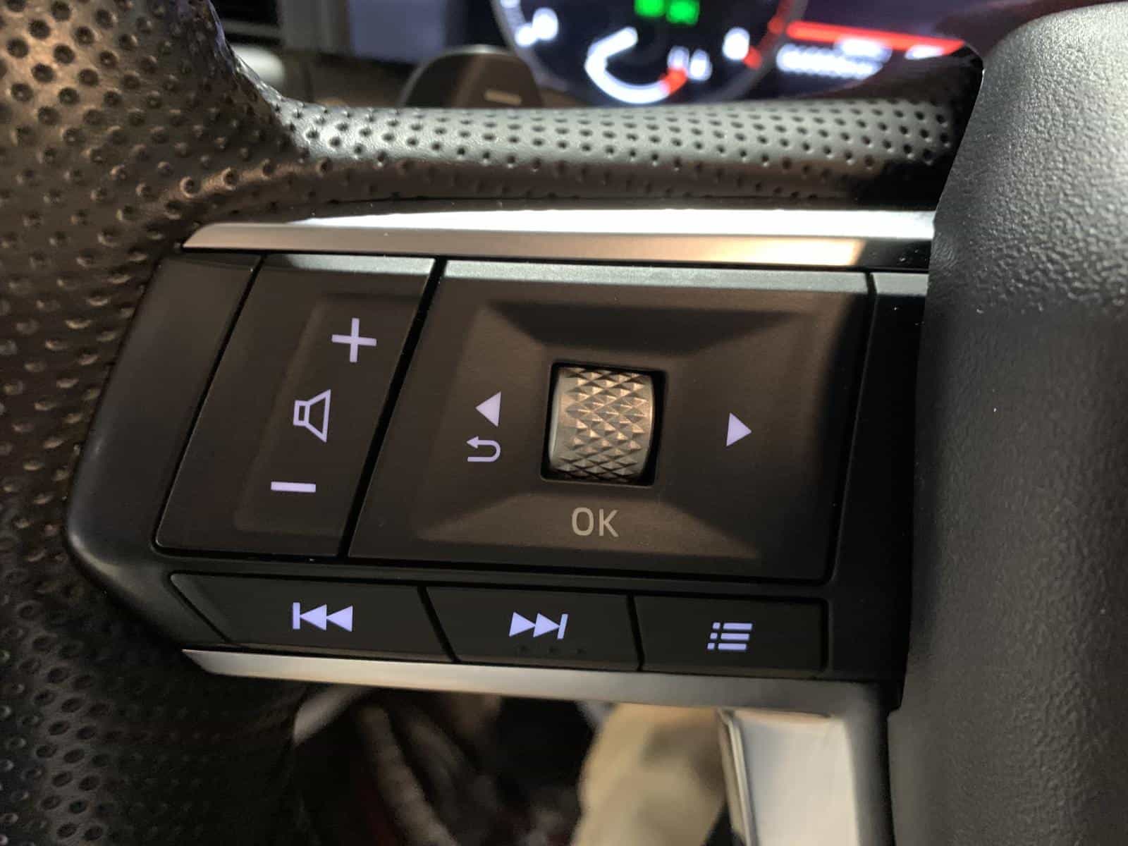 2024 Mitsubishi Outlander ES - Image 18