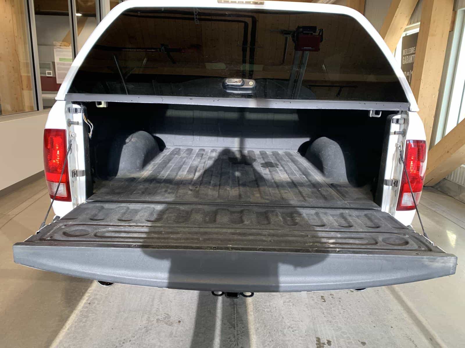 2019 RAM 1500 Classic Express - Image 12