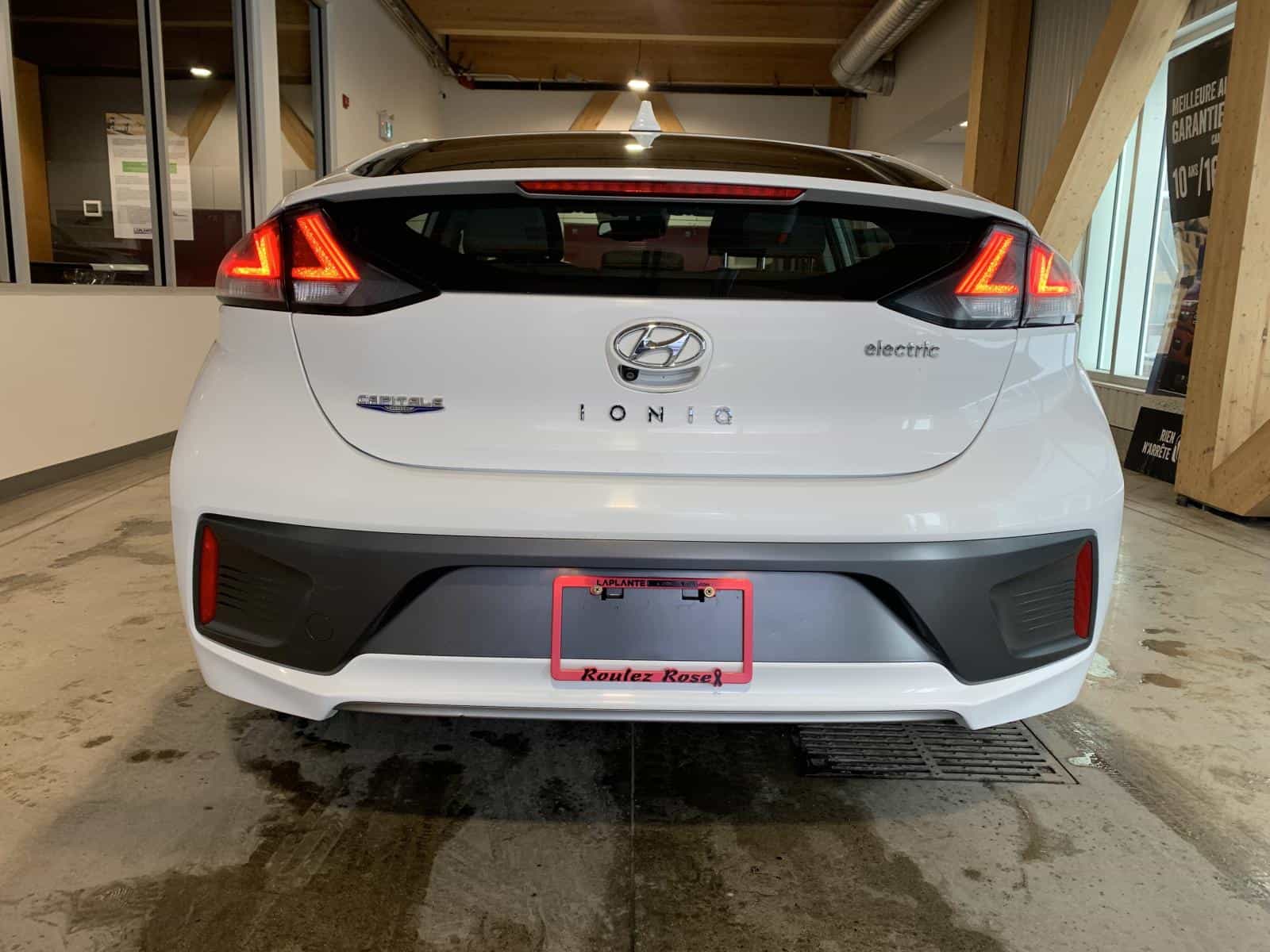 Image 4 Hyundai Iconiq Preferred 2021