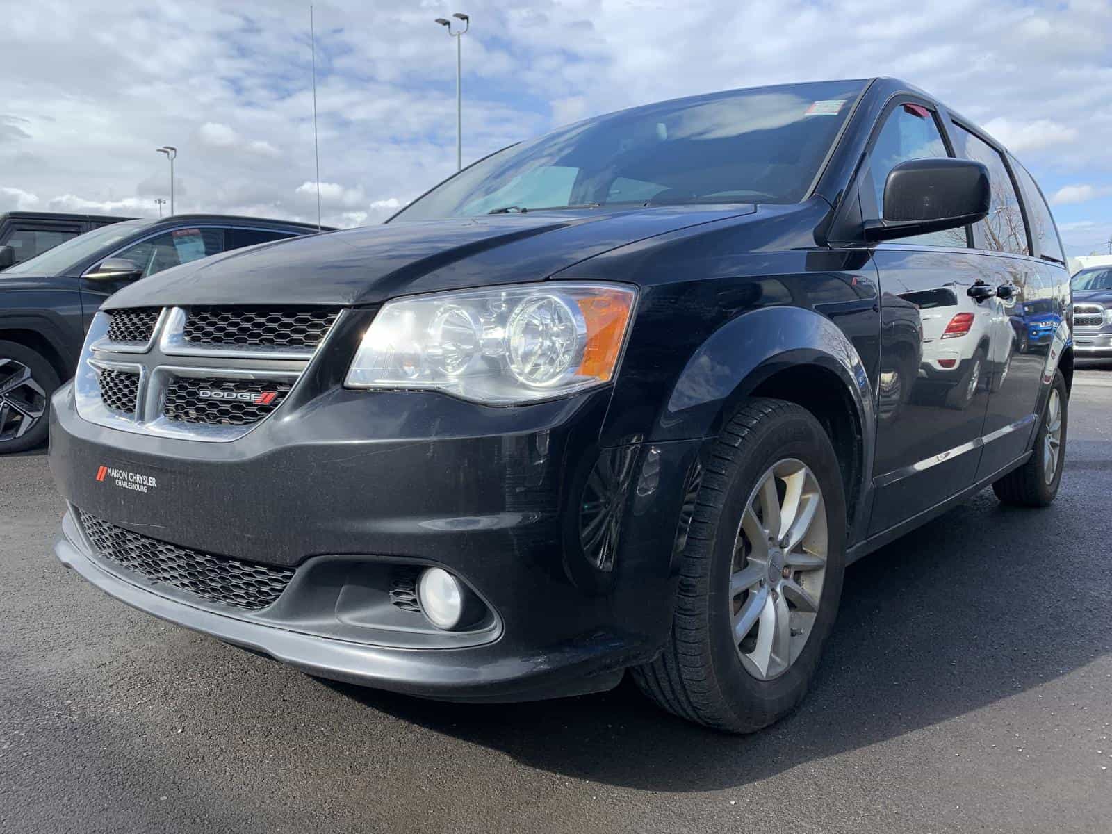 Image 1 Dodge Grand Caravan Premium Plus 2020