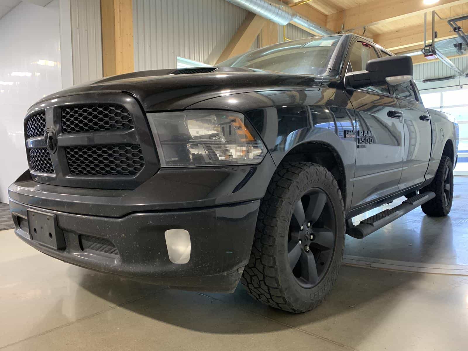 2022 RAM 1500 Classic SLT - Image 1