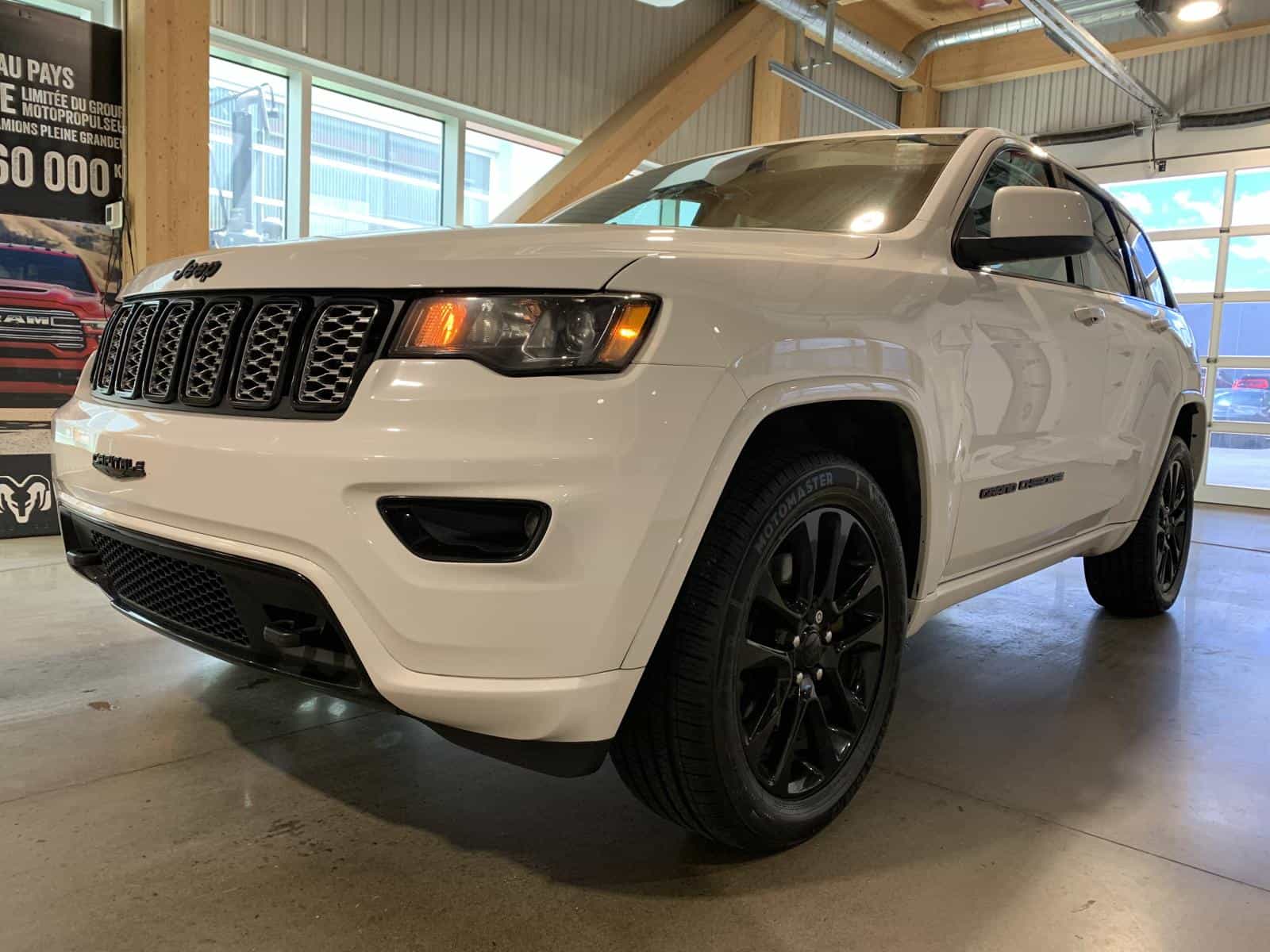 2021 Jeep Grand Cherokee Altitude - Image 1