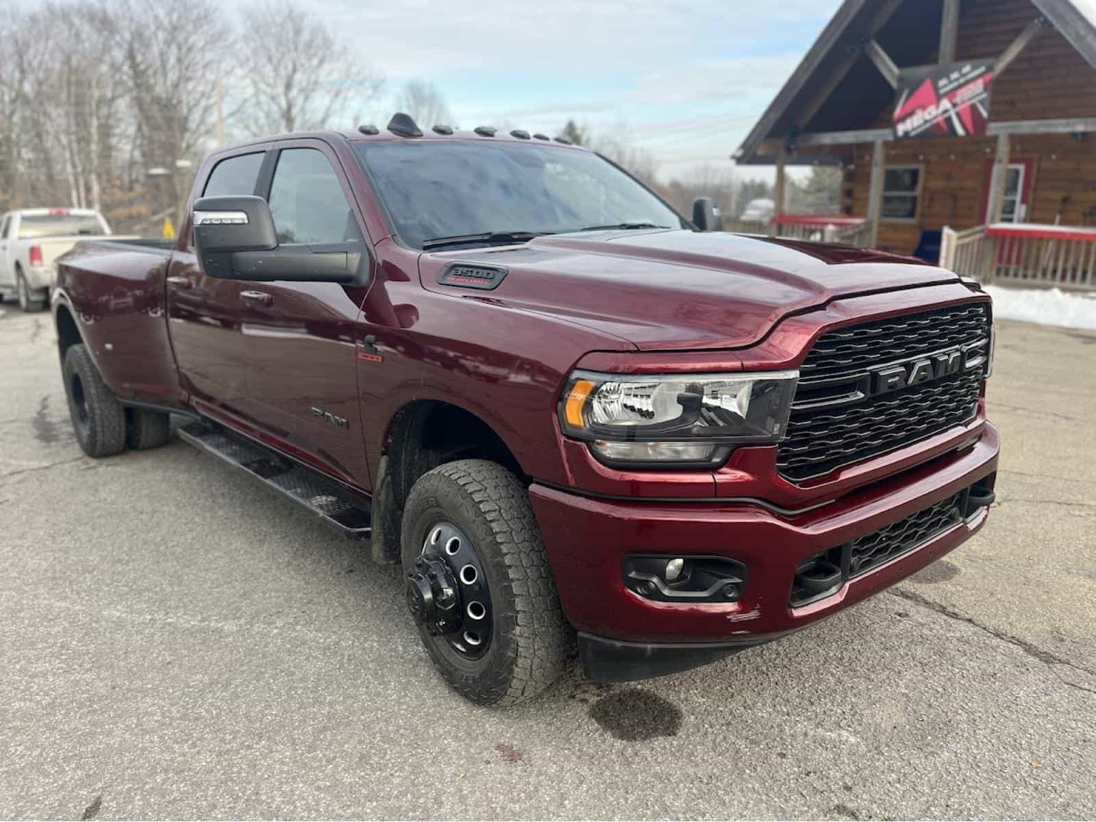 Image 4 RAM 3500 Big Horn 2024