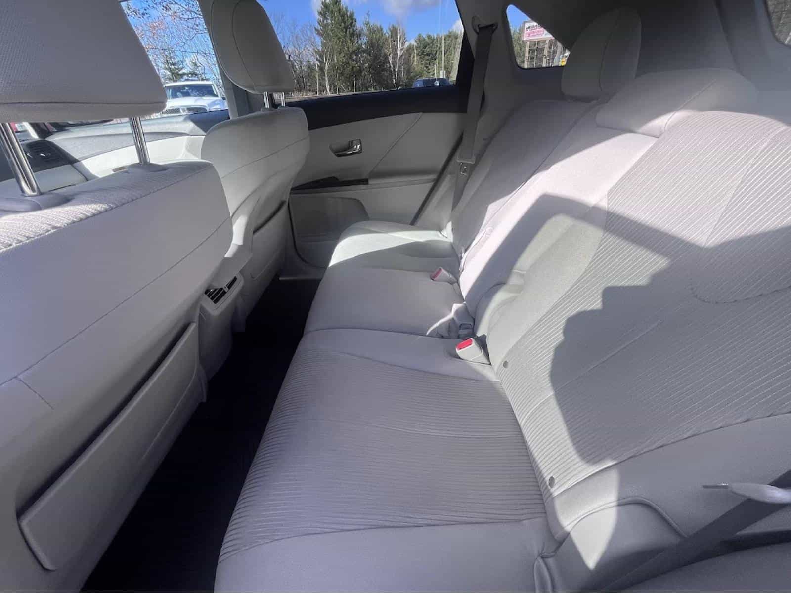 Image 16 Toyota Venza Base 2011