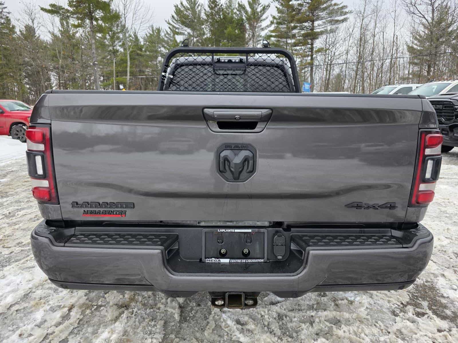 Image 6 RAM 3500 Laramie 2020
