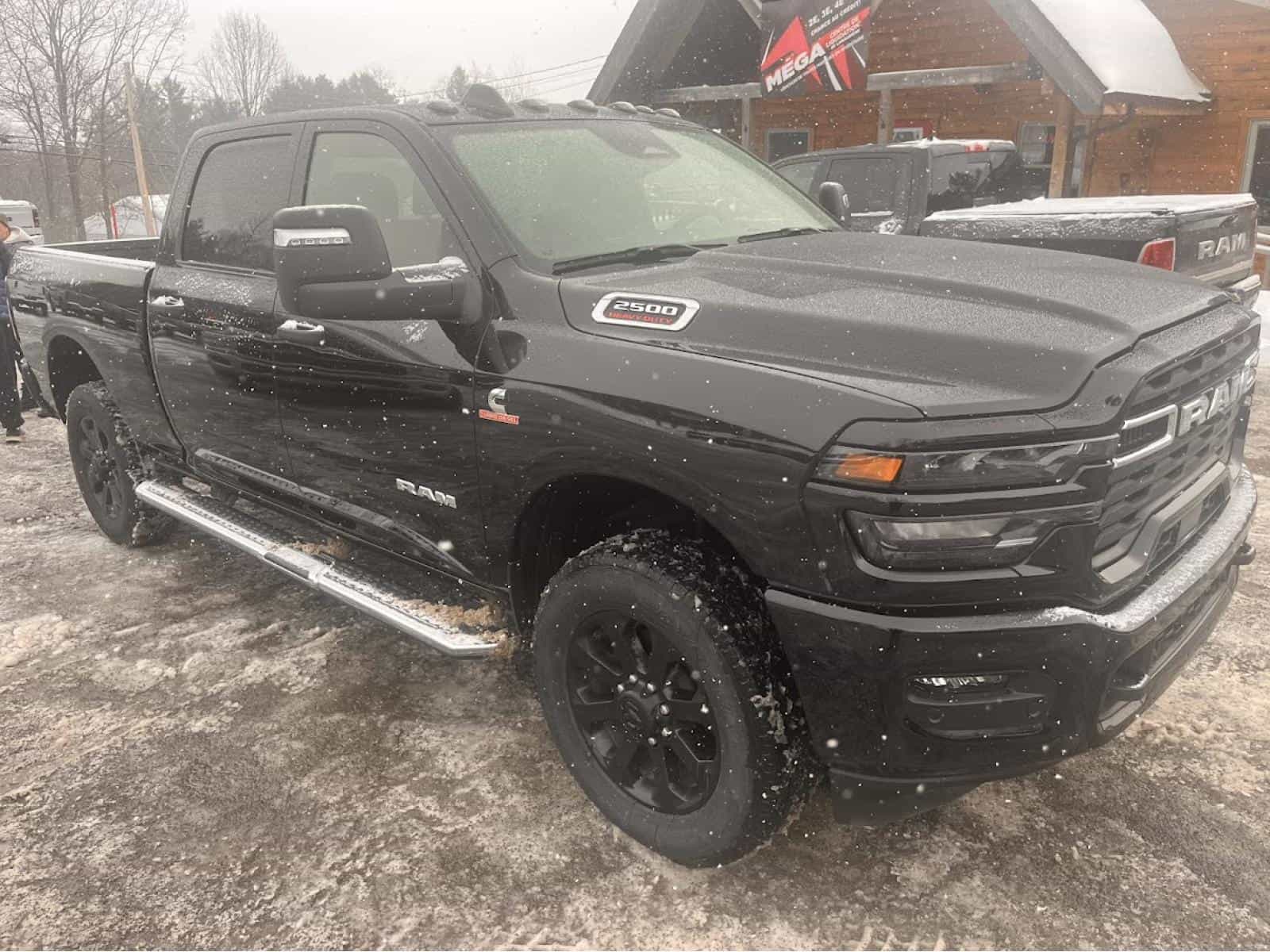 Image 4 RAM 2500 Big Horn 2025