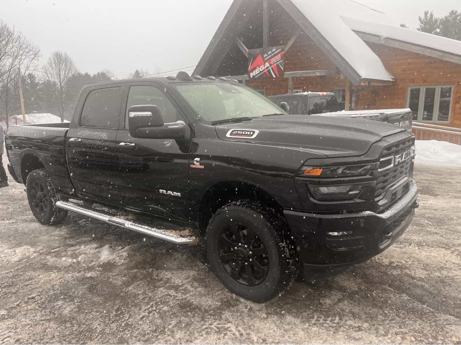 Image 3 RAM 2500 Big Horn 2025