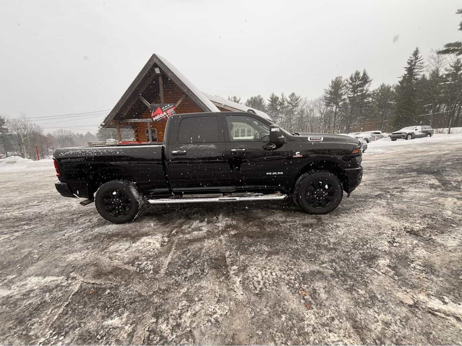 Image 7 RAM 2500 Big Horn 2025