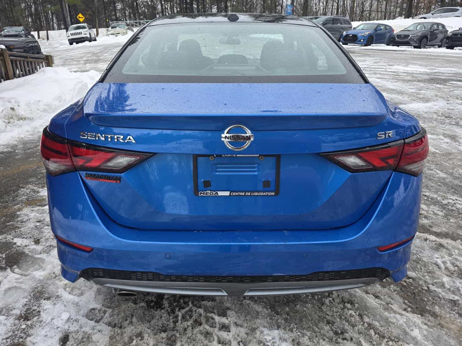 Image 8 Nissan SENTRA SR SR 2021