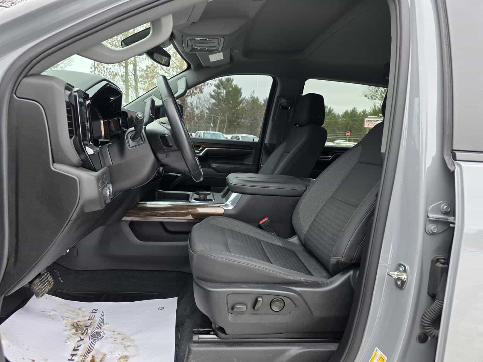 Image 12 Chevrolet Silverado 2500 LT 2024