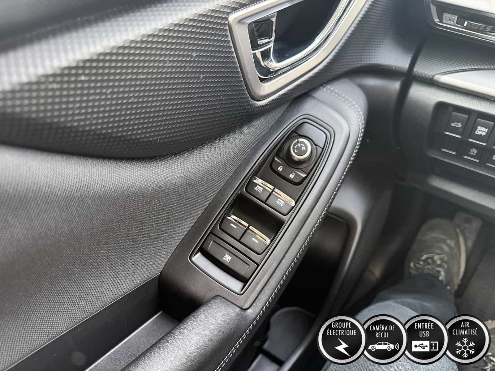 2024 Subaru Forester Touring - Image 15