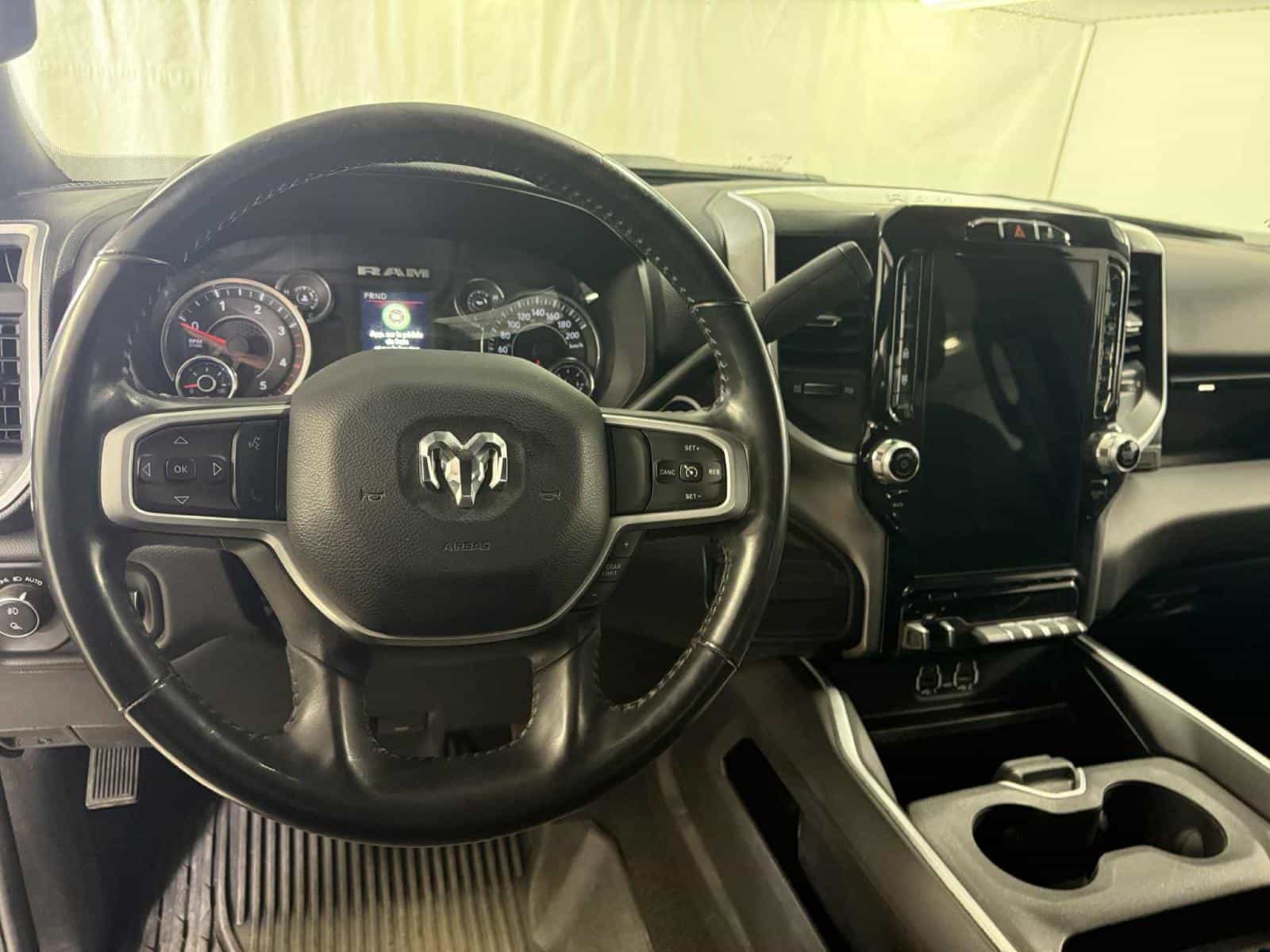 Image 11 RAM 3500 Big Horn 2024