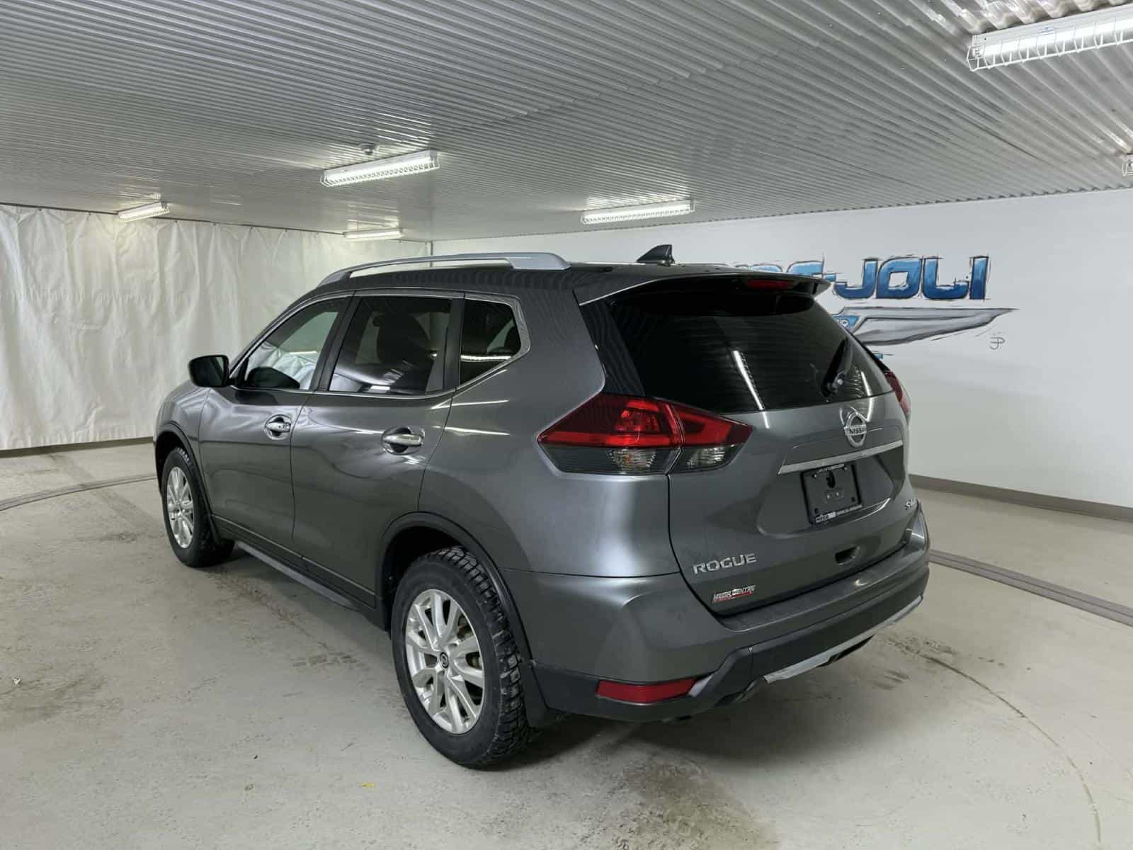 Image 4 Nissan ROGUE S/SL/SV SV 2018