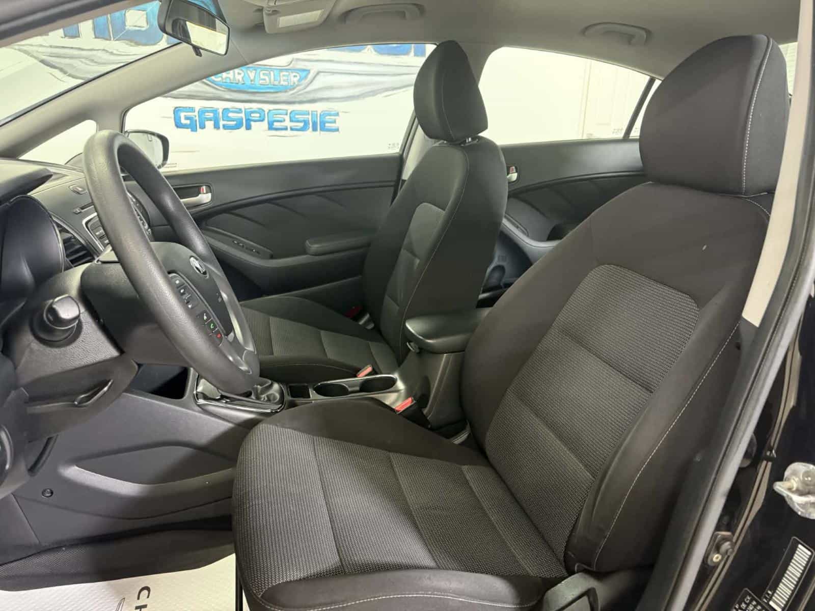 Image 13 Kia Forte LX 2017