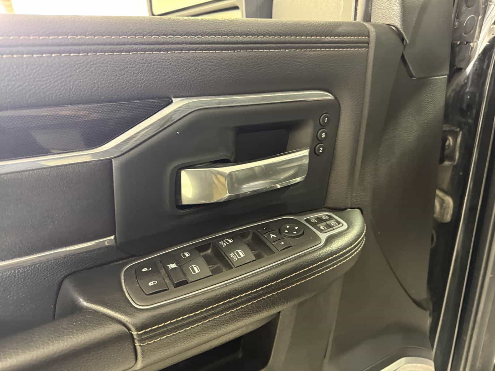 Image 17 RAM 2500 Laramie 2023